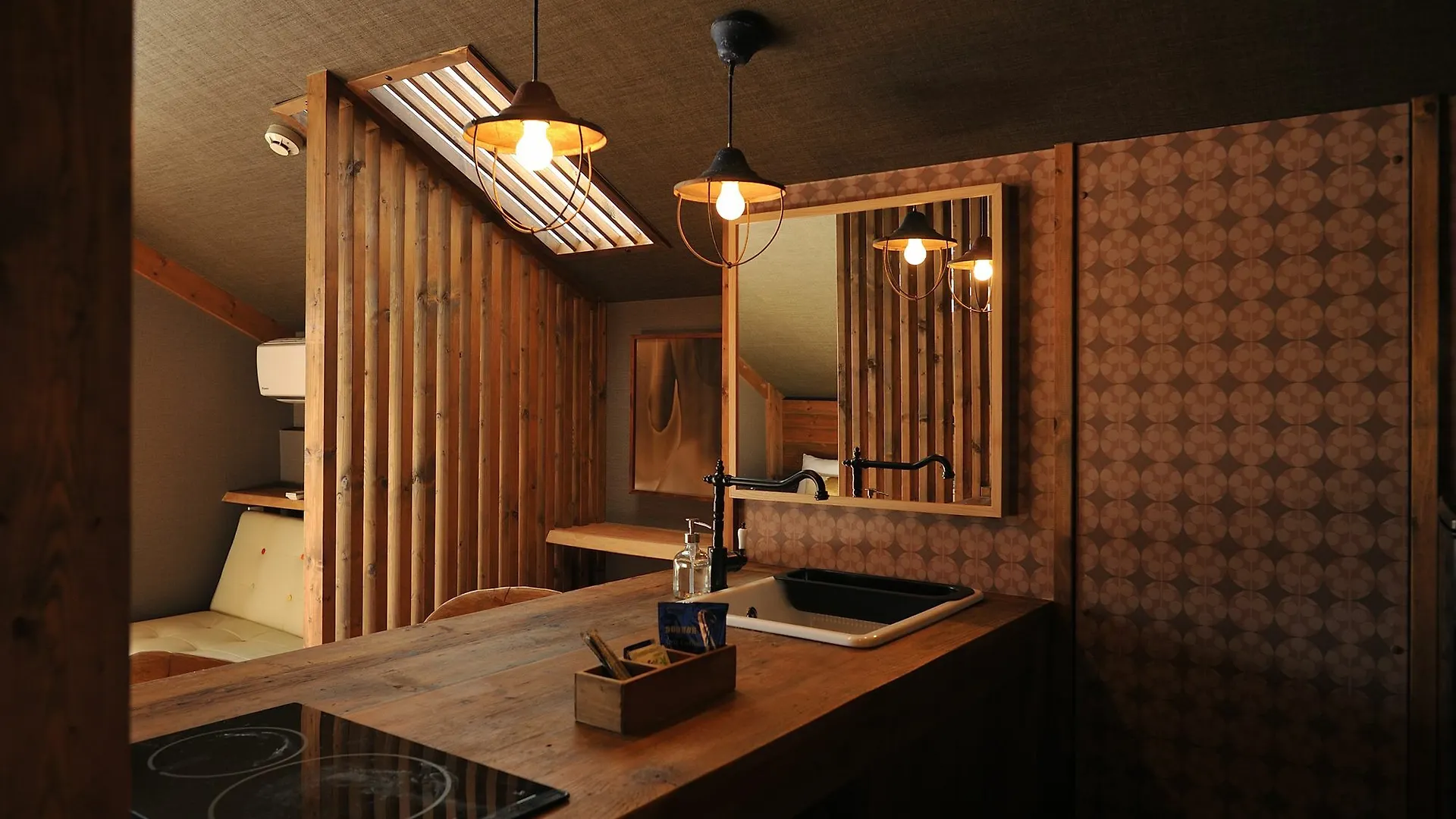 Box Hotel From Bizan Hakone